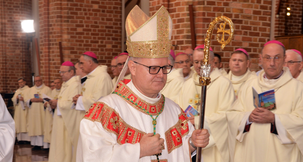 Ingres abp. Wiesława Śmigla do Archikatedry pw. św. Jakuba w Szczecinie